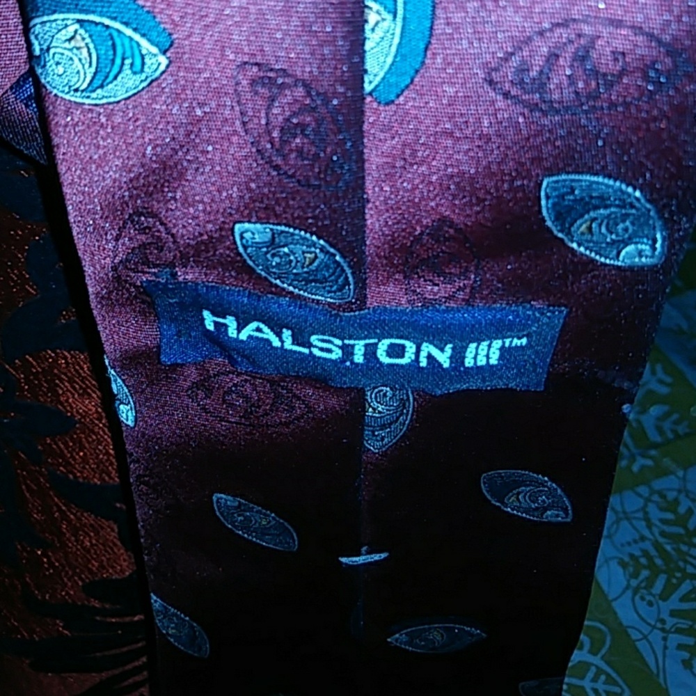 Pierre Cardin & Halston Tie - Picture 4 of 4